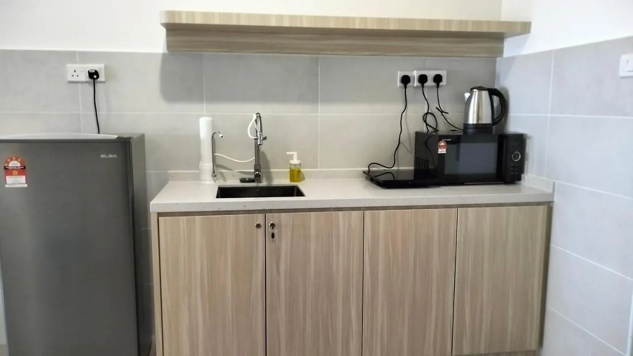 New Stylish Seaview Bali Residences Studio Near Jonker 4 Pax Malacca