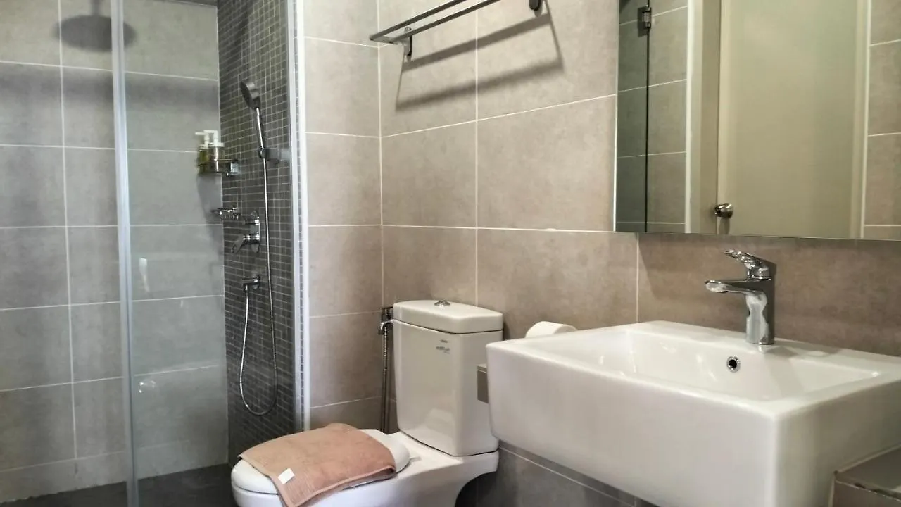 New Stylish Seaview Bali Residences Studio Near Jonker 4 Pax Malacca