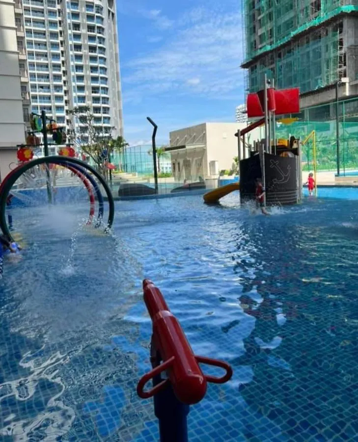 New Stylish Seaview Bali Residences Studio Near Jonker 4 Pax Malacca